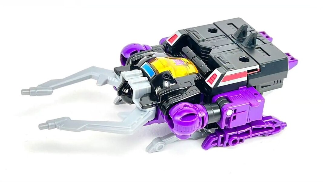 Image Of Transformers Legacy Evolution Insecticon Shrapnel  (9 of 21)